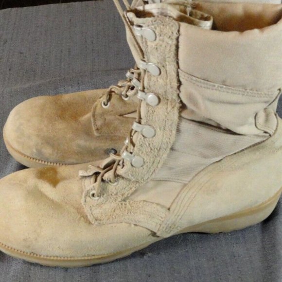 WELLCO TAN SAND DESERT MILITARY TACTICAL COMBAT HOT WEATHER BOOTS 10.5W SV 754